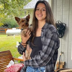 Meet your Posher, Arianna